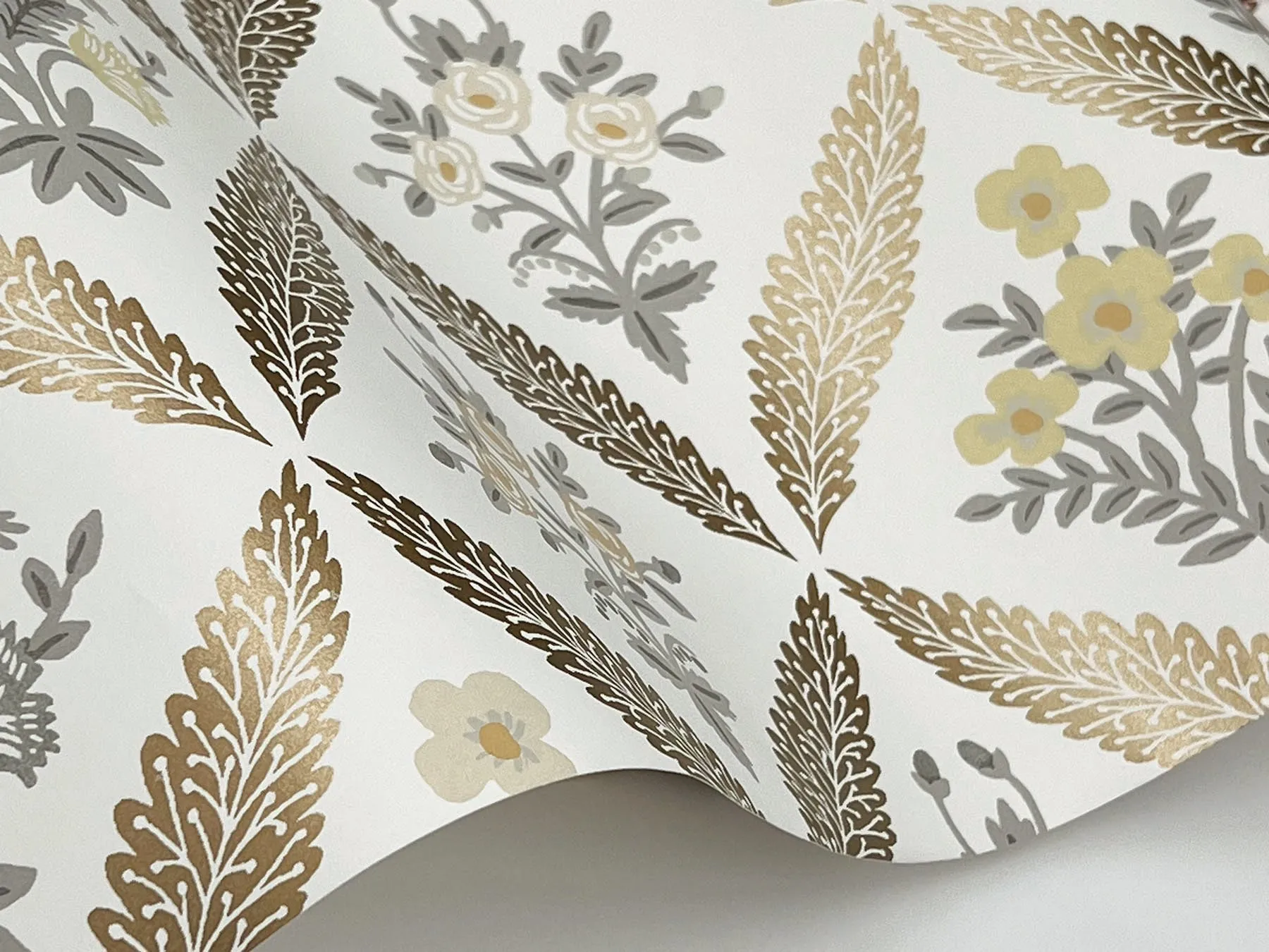Estee Garden Wallpaper