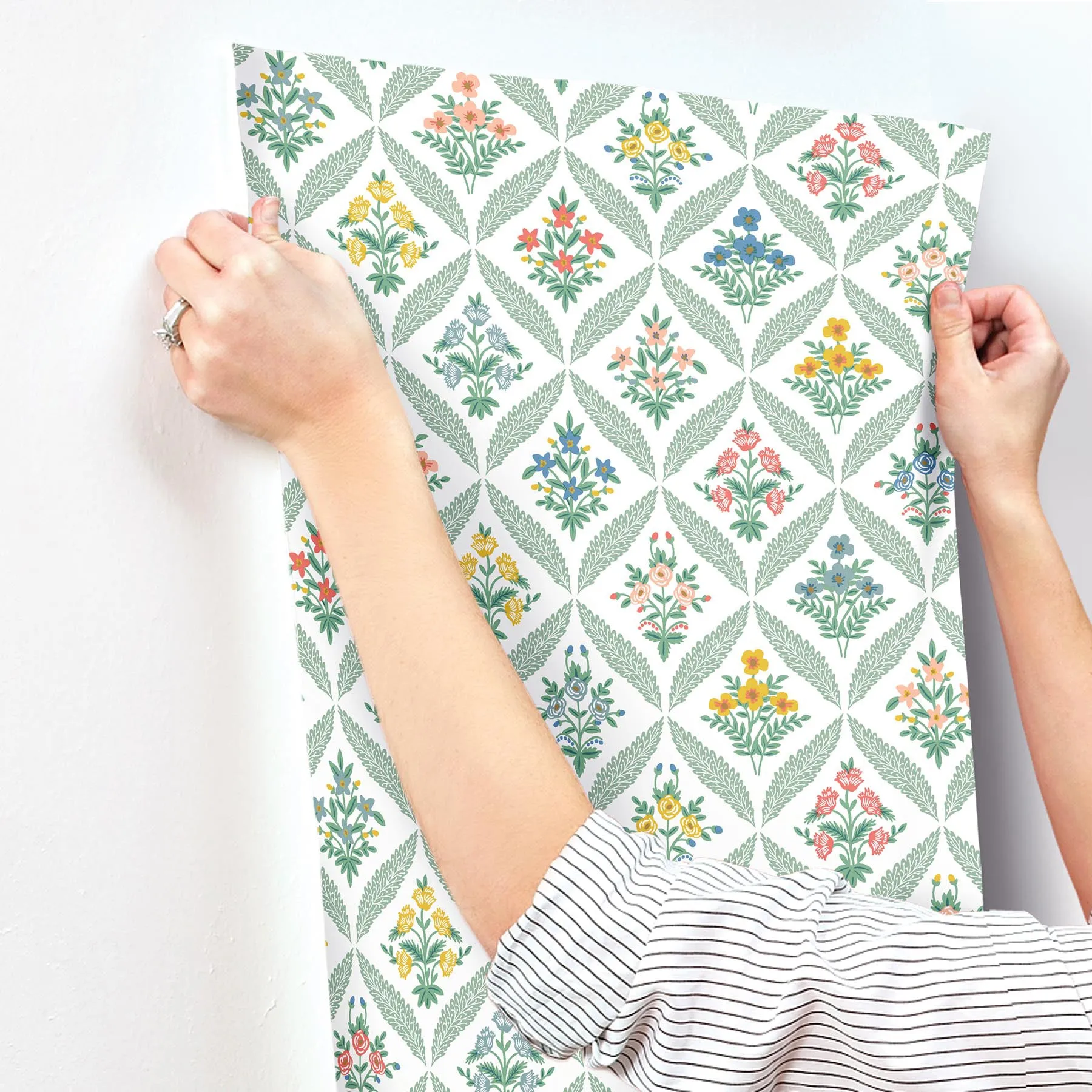 Estee Garden Wallpaper