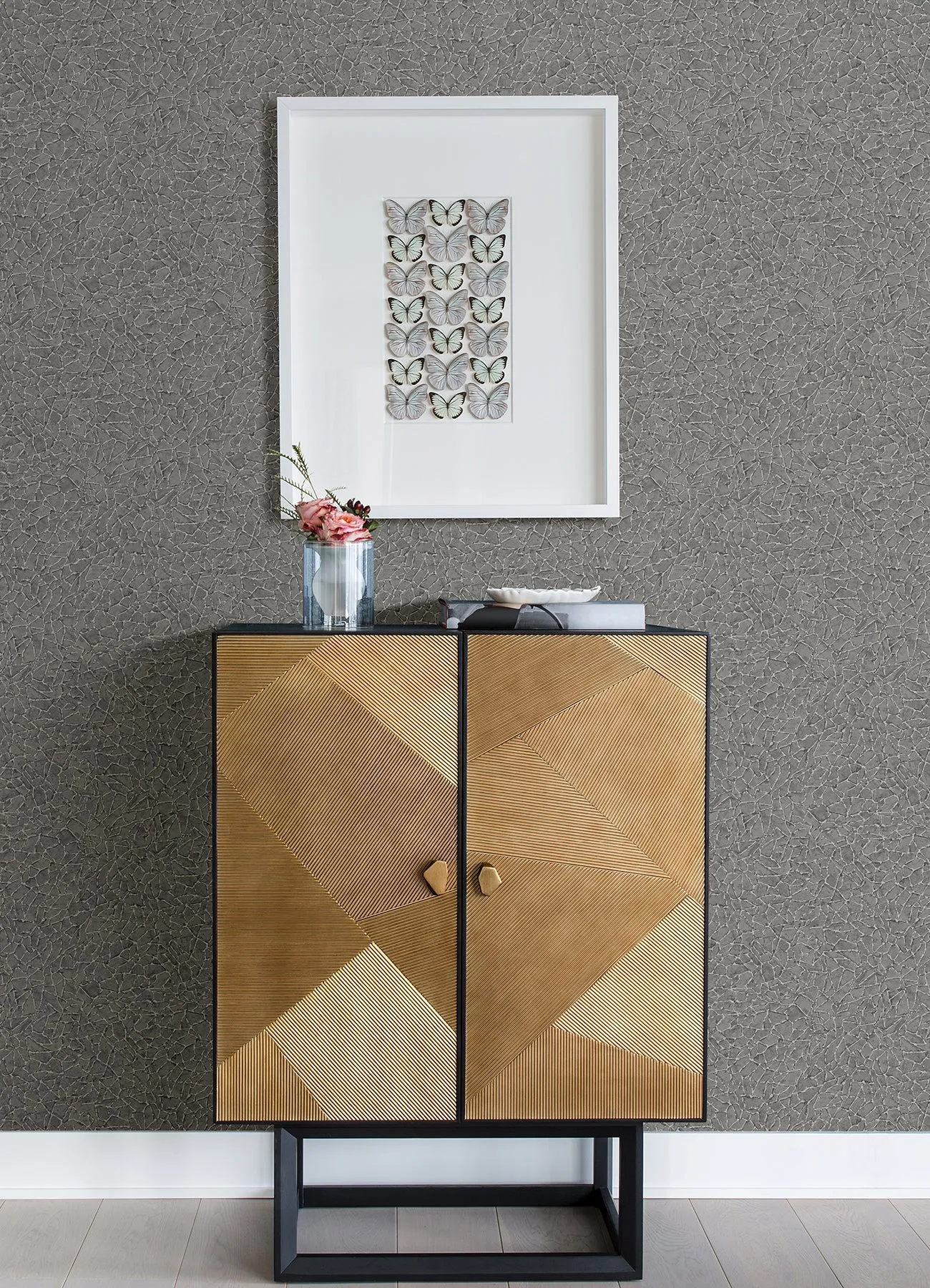 Soma Silver Metallic Crackling Wallpaper